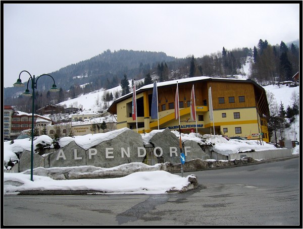 St. Johann - SKI AMADE